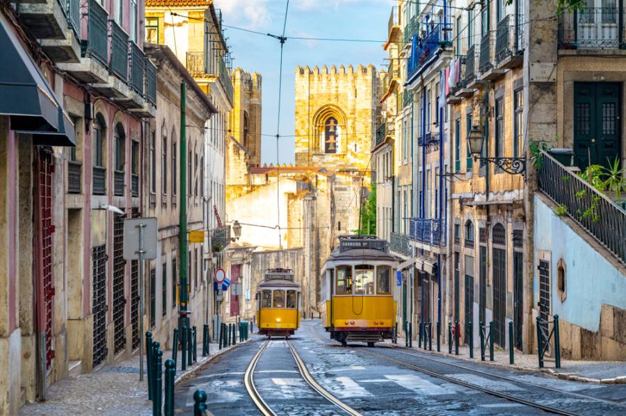 Nearly 50,000 Travel & Tourism Jobs in Portugal Could Remain Unfilled, Says WTTC